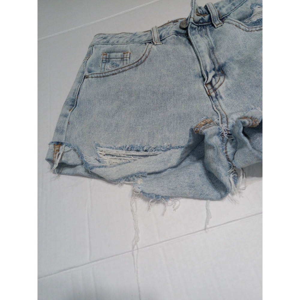Pacsun women's ripped jeans shorts‎ size 28 - Picture 4 of 9
